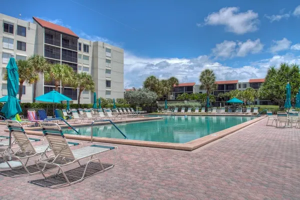 $8,000 | 1925 Gulf Of Mexico Drive, Unit G8208, Longboat Key, FL 34228