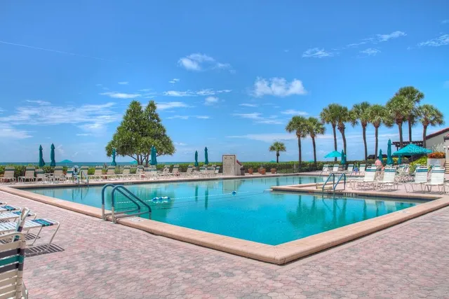 $8,000 | 1925 Gulf Of Mexico Drive, Unit G8208, Longboat Key, FL 34228