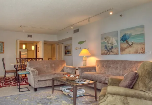 $8,000 | 1925 Gulf Of Mexico Drive, Unit G8208, Longboat Key, FL 34228