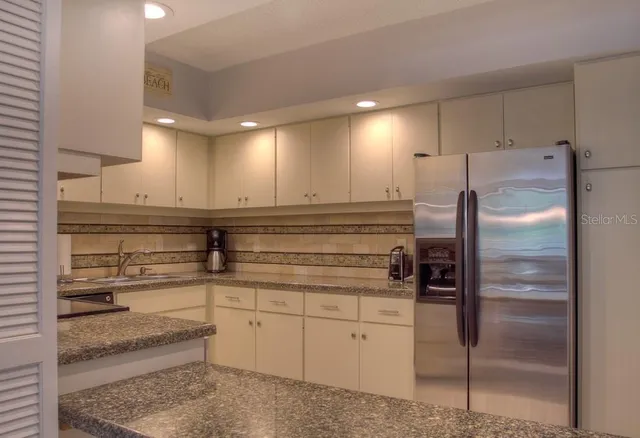 $8,000 | 1925 Gulf Of Mexico Drive, Unit G8208, Longboat Key, FL 34228