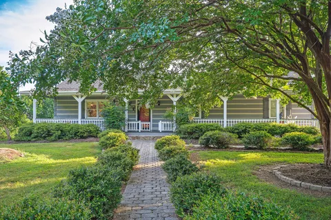 $949,900 | 11720 Fox Hill Road, Baxter, TN 38544