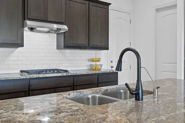 $624,999 | 200 Brentwood Drive, Austin, TX 78737