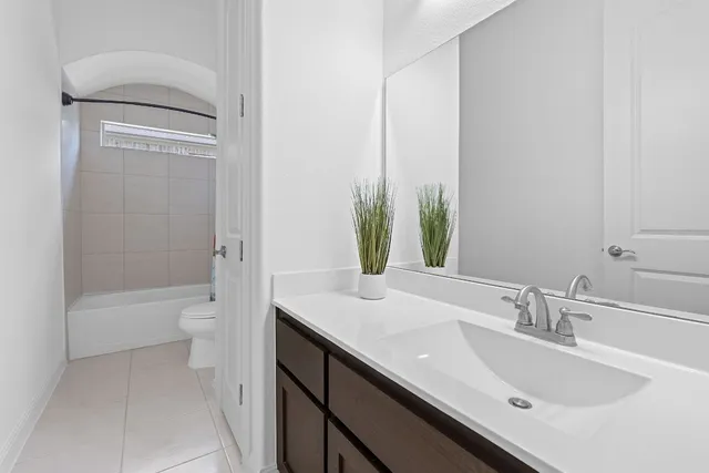 $624,999 | 200 Brentwood Drive, Austin, TX 78737