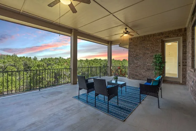 $624,999 | 200 Brentwood Drive, Austin, TX 78737