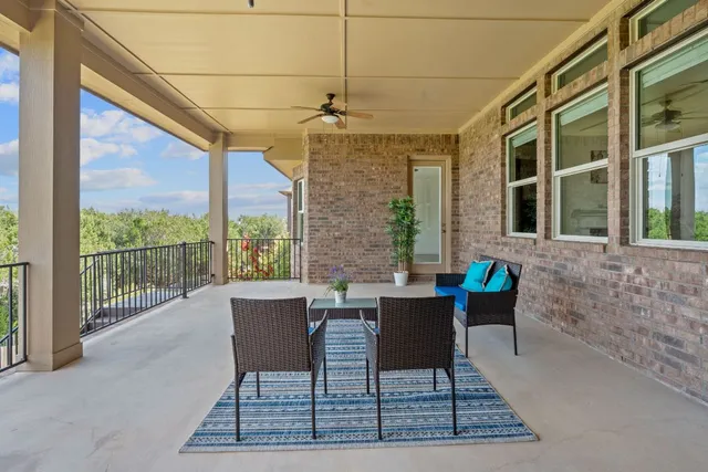 $624,999 | 200 Brentwood Drive, Austin, TX 78737