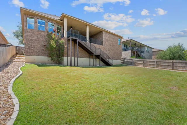$624,999 | 200 Brentwood Drive, Austin, TX 78737