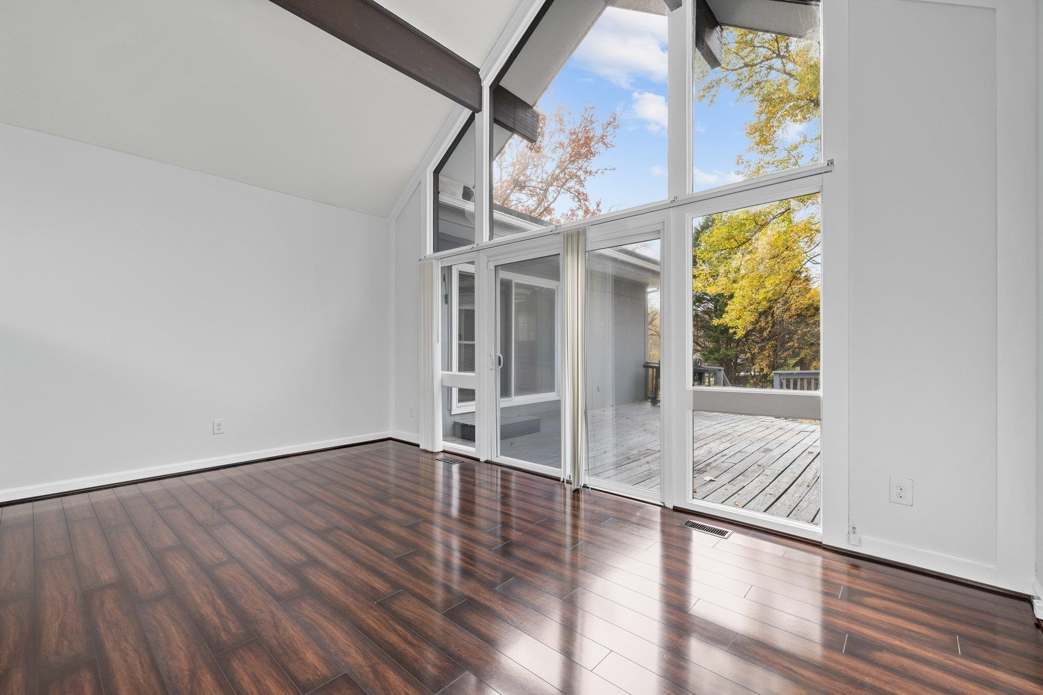 216 Smith Drive Durham, NC 27712 - Photo 10 of 52 Photo 10