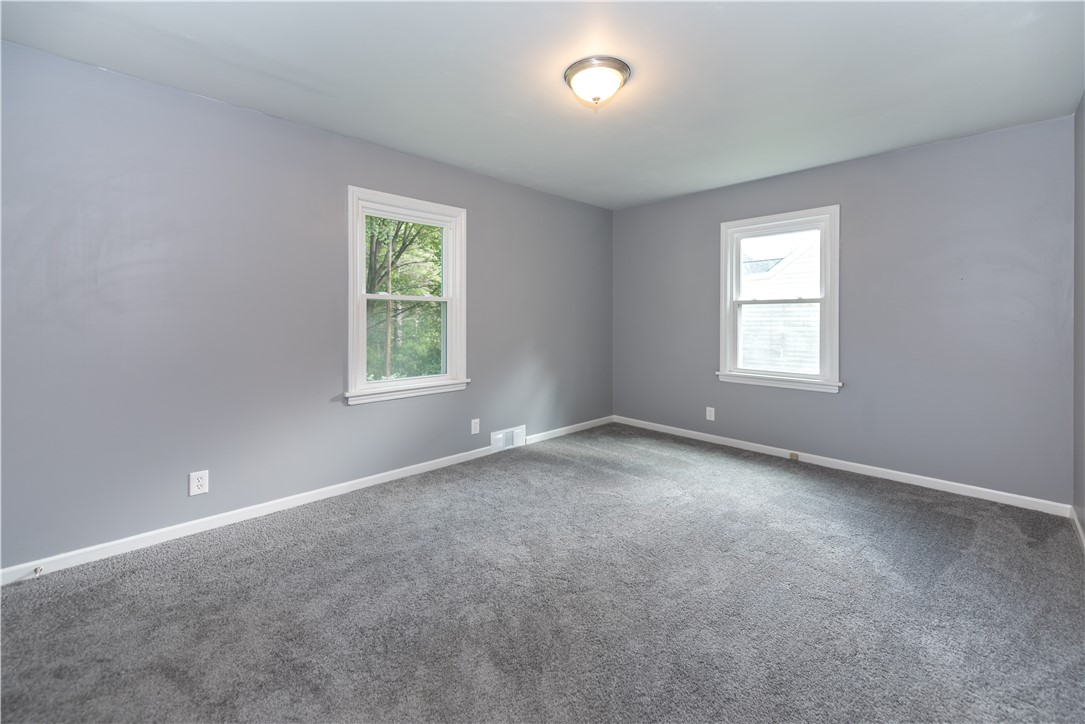 116 Oakridge Drive Irondequoit, NY 14617 - Photo 21 of 45