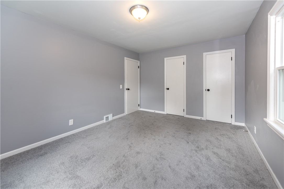 116 Oakridge Drive Irondequoit, NY 14617 - Photo 23 of 45