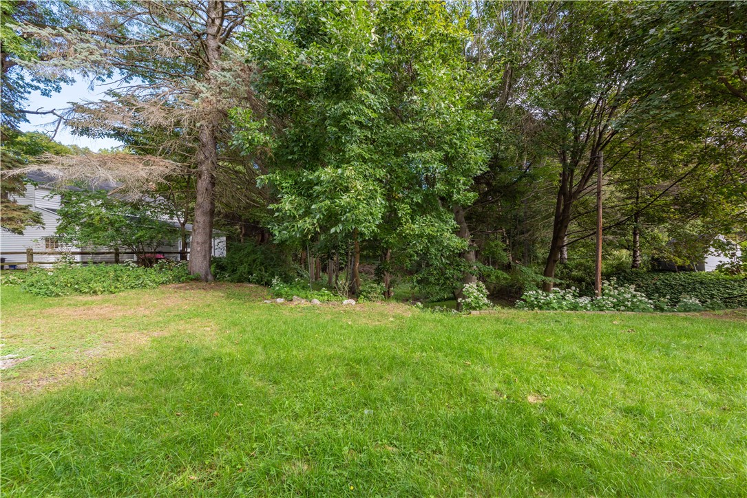 116 Oakridge Drive Irondequoit, NY 14617 - Photo 42 of 45