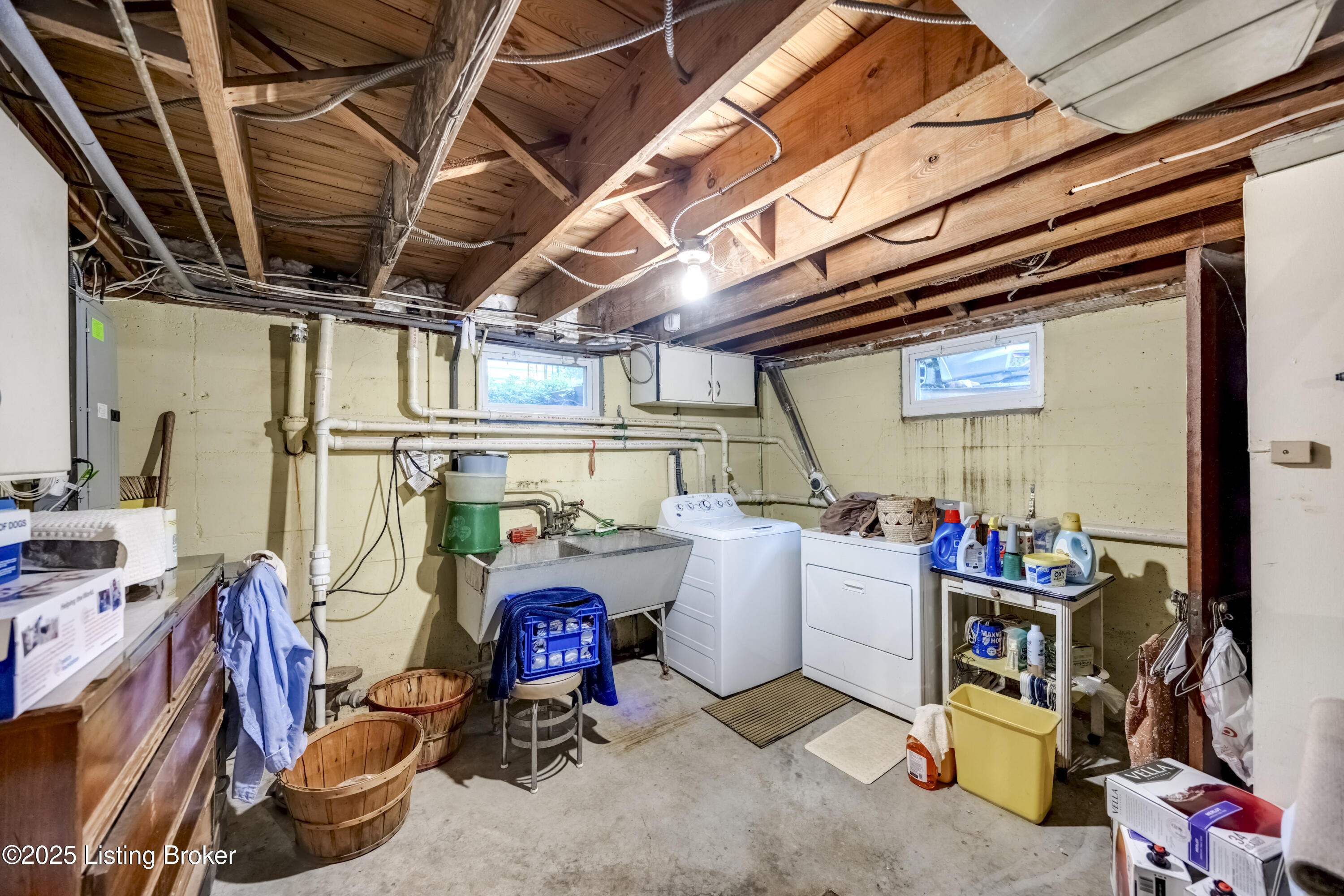613 Rudy Lane Louisville, KY 40207 - Photo 36 of 46 2Y0A5891-A