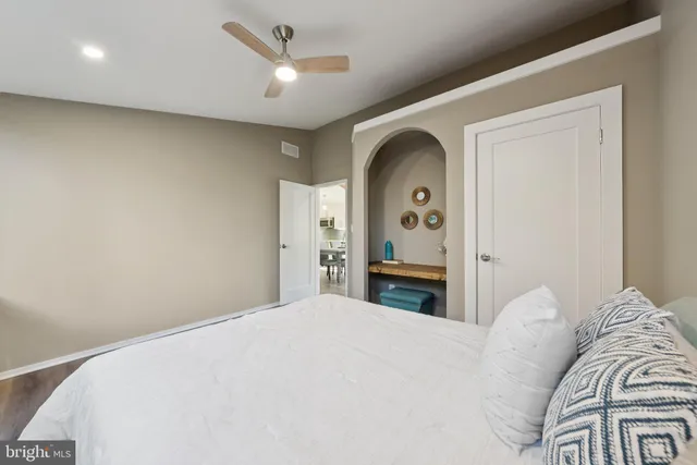 $569,900 | 11511 Highview Avenue, Silver Spring, MD 20902