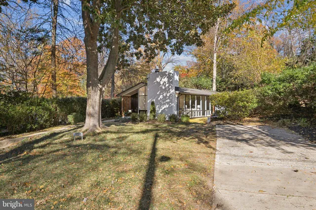 $569,900 | 11511 Highview Avenue, Silver Spring, MD 20902