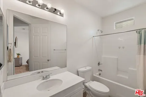 $675,000 | 14838 Nordhoff Street, Panorama City, CA 91402
