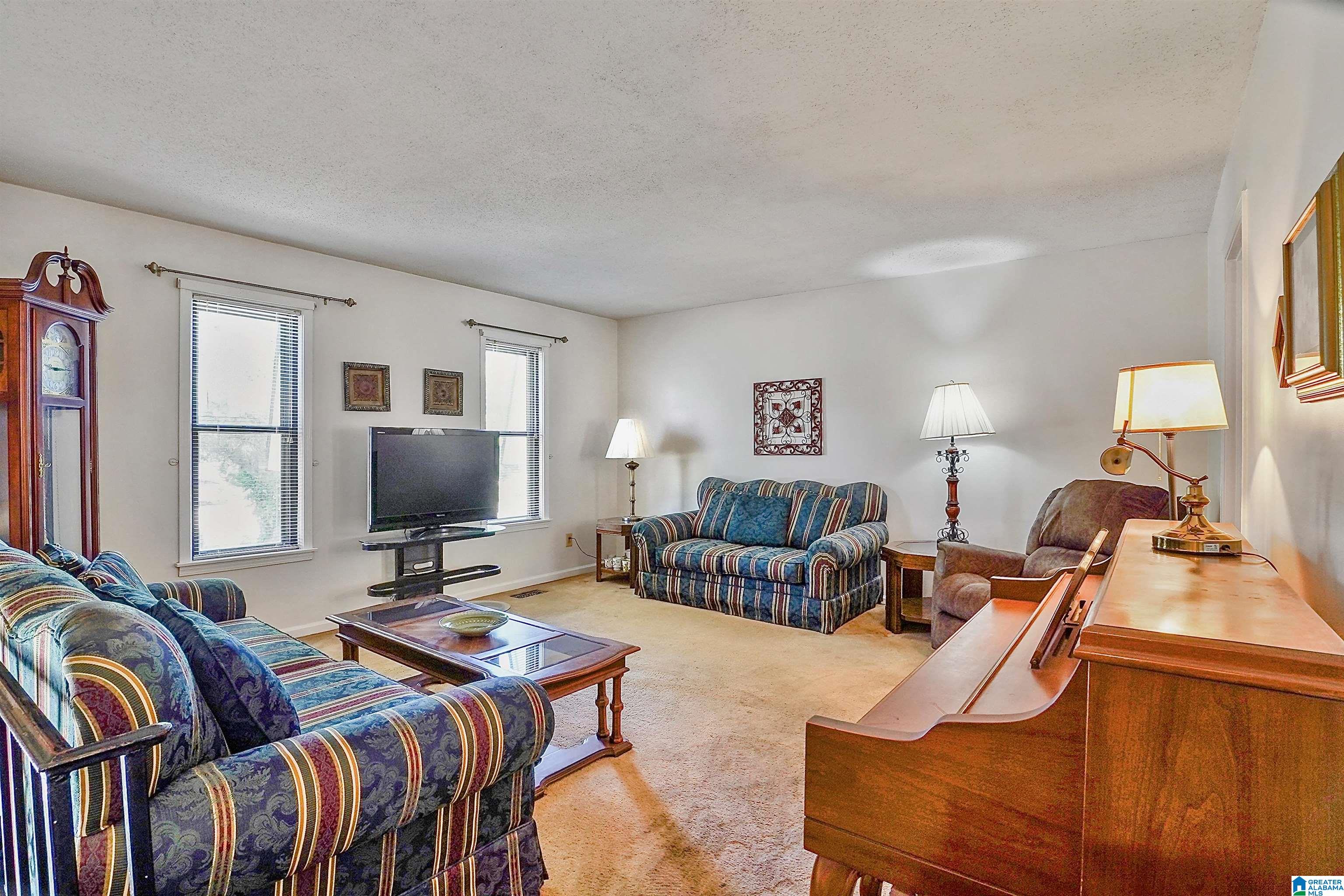 504 Wilderness Road Pelham, AL 35124 - Photo 18 of 38