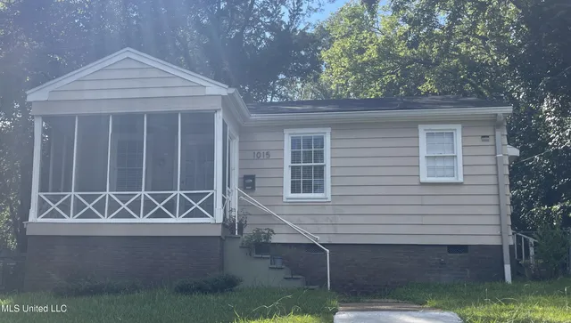 $1,300 | 1015 Monroe Street, Jackson, MS 39202