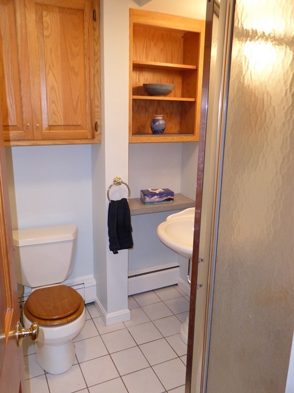 29 Rice Spring Lane Wayland, MA 01778 - Photo 8 of 20 Gallery Image 8