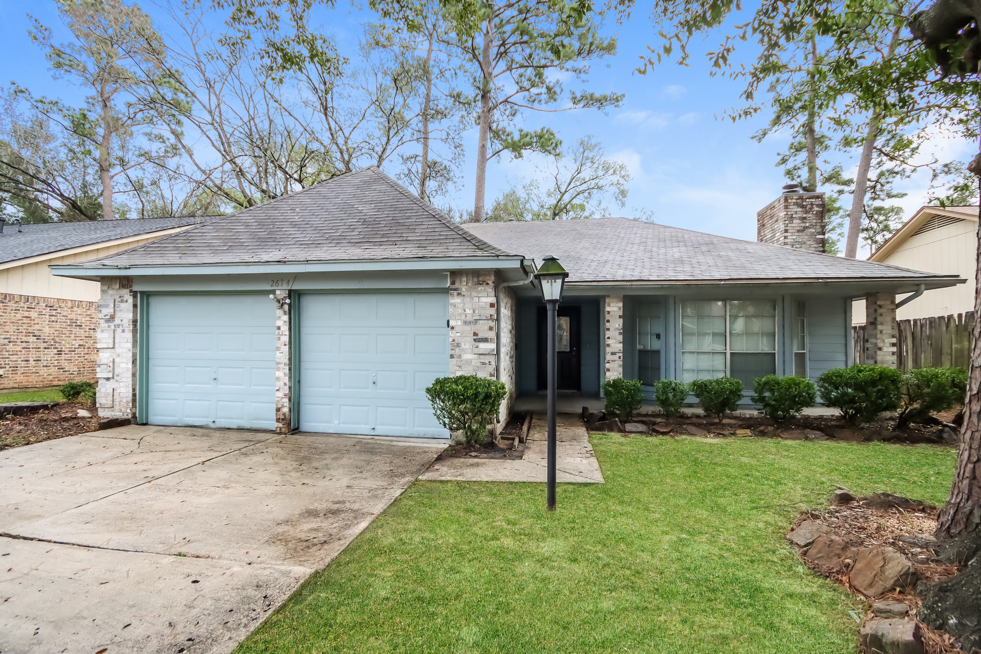 2614 Forestbrook Drive Spring, TX 77373 - Photo 2 of 18