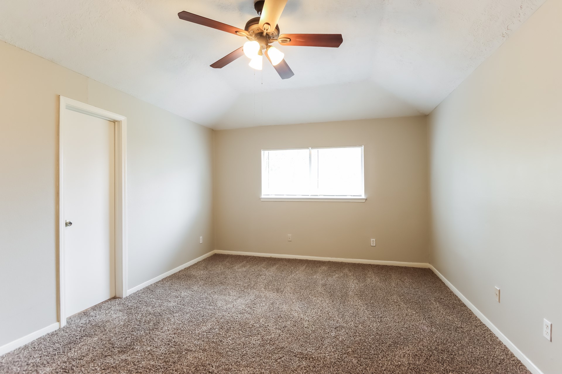 2614 Forestbrook Drive Spring, TX 77373 - Photo 10 of 18