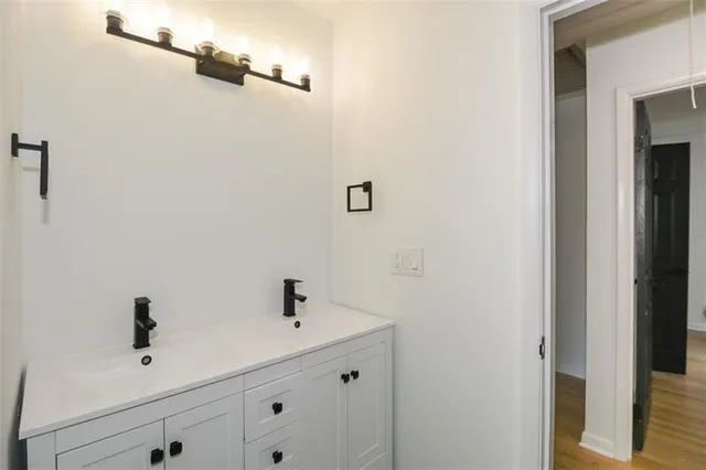 $3,195 | 689 Concord Road Southwest, Smyrna, GA 30082