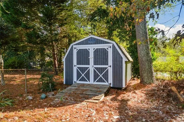 $2,950 | 689 Concord Road Southwest, Smyrna, GA 30082