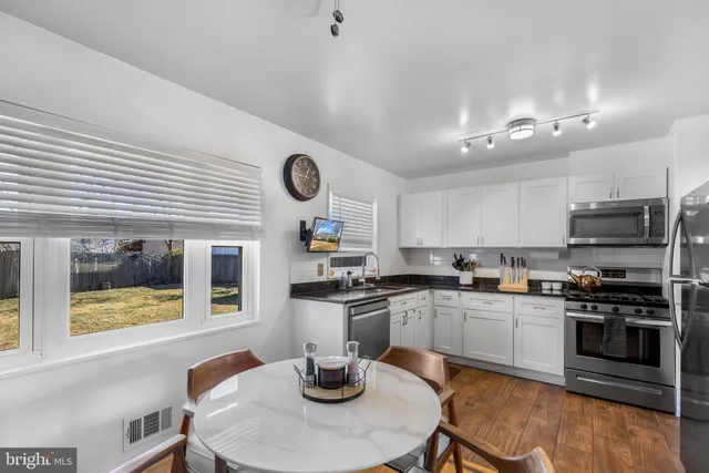 $589,000 | 7309 Piper Court, Alexandria, VA 22306