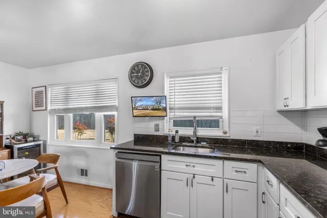 $589,000 | 7309 Piper Court, Alexandria, VA 22306