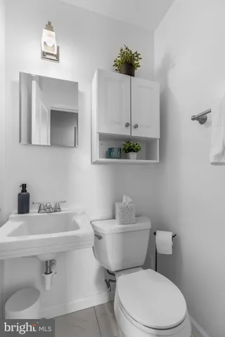 $589,000 | 7309 Piper Court, Alexandria, VA 22306