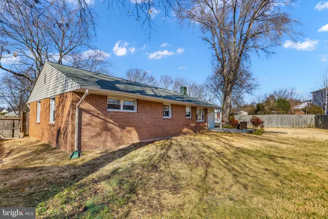 $589,000 | 7309 Piper Court, Alexandria, VA 22306