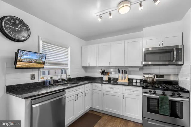 $589,000 | 7309 Piper Court, Alexandria, VA 22306