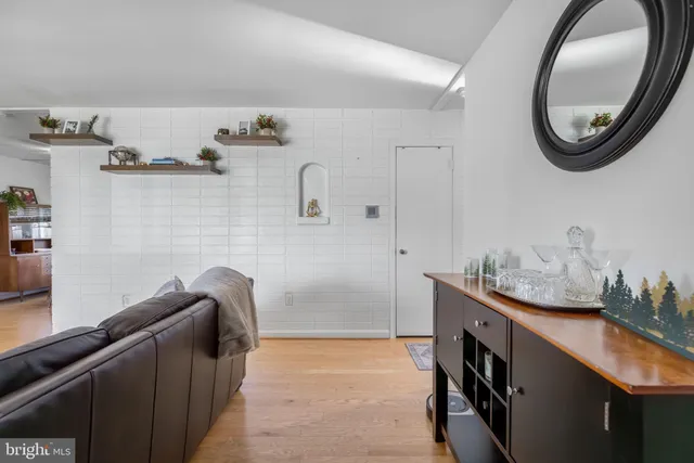 $589,000 | 7309 Piper Court, Alexandria, VA 22306