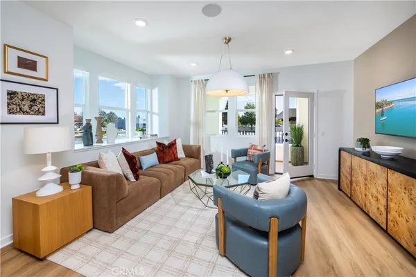 $883,990 | 170 Tierra Ct. Lane, Cypress, CA 90630