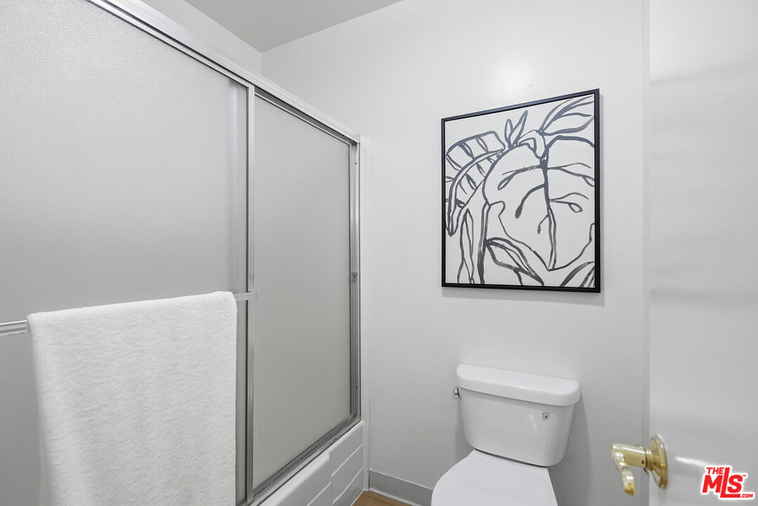 7742 Redlands Street, Unit D2040 Playa del Rey, CA 90293 - Photo 19 of 35