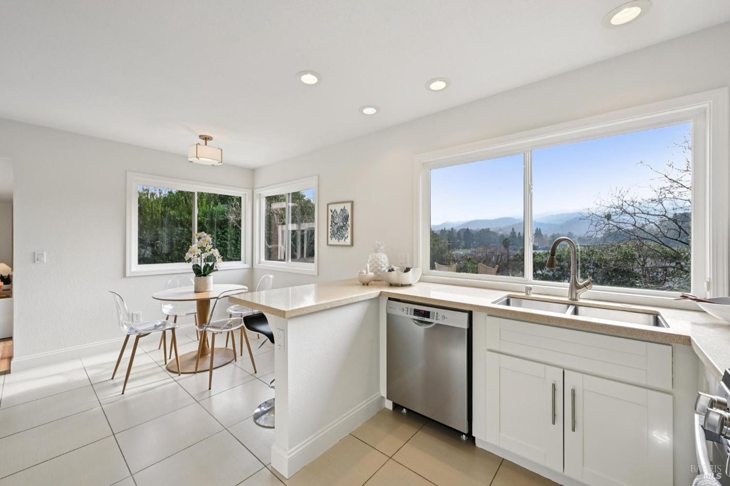 159 Michele Circle Novato, CA 94947 - Photo 10 of 39