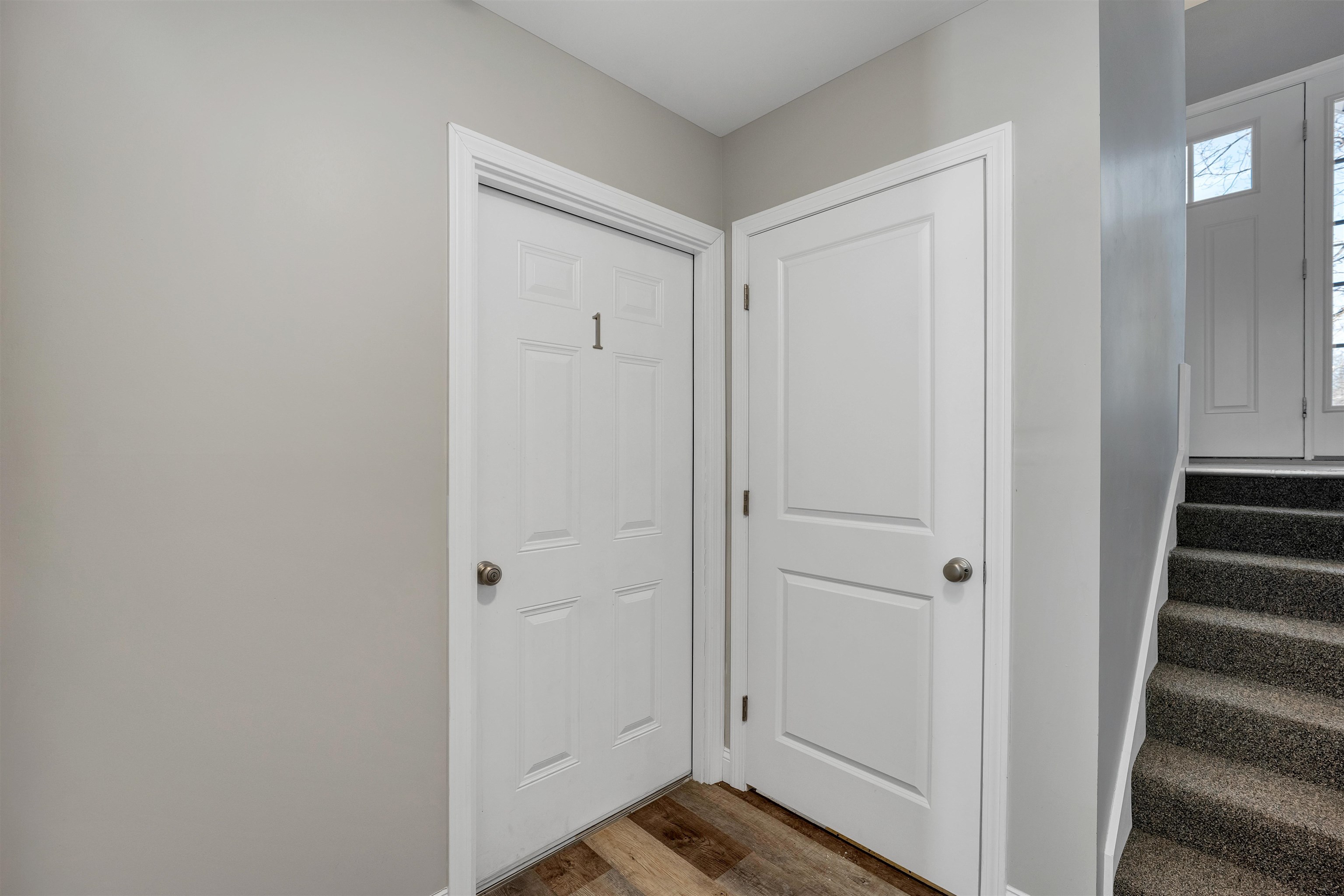 259 Stage Road, Unit 2 Nottingham, NH 03290 - Photo 3 of 28