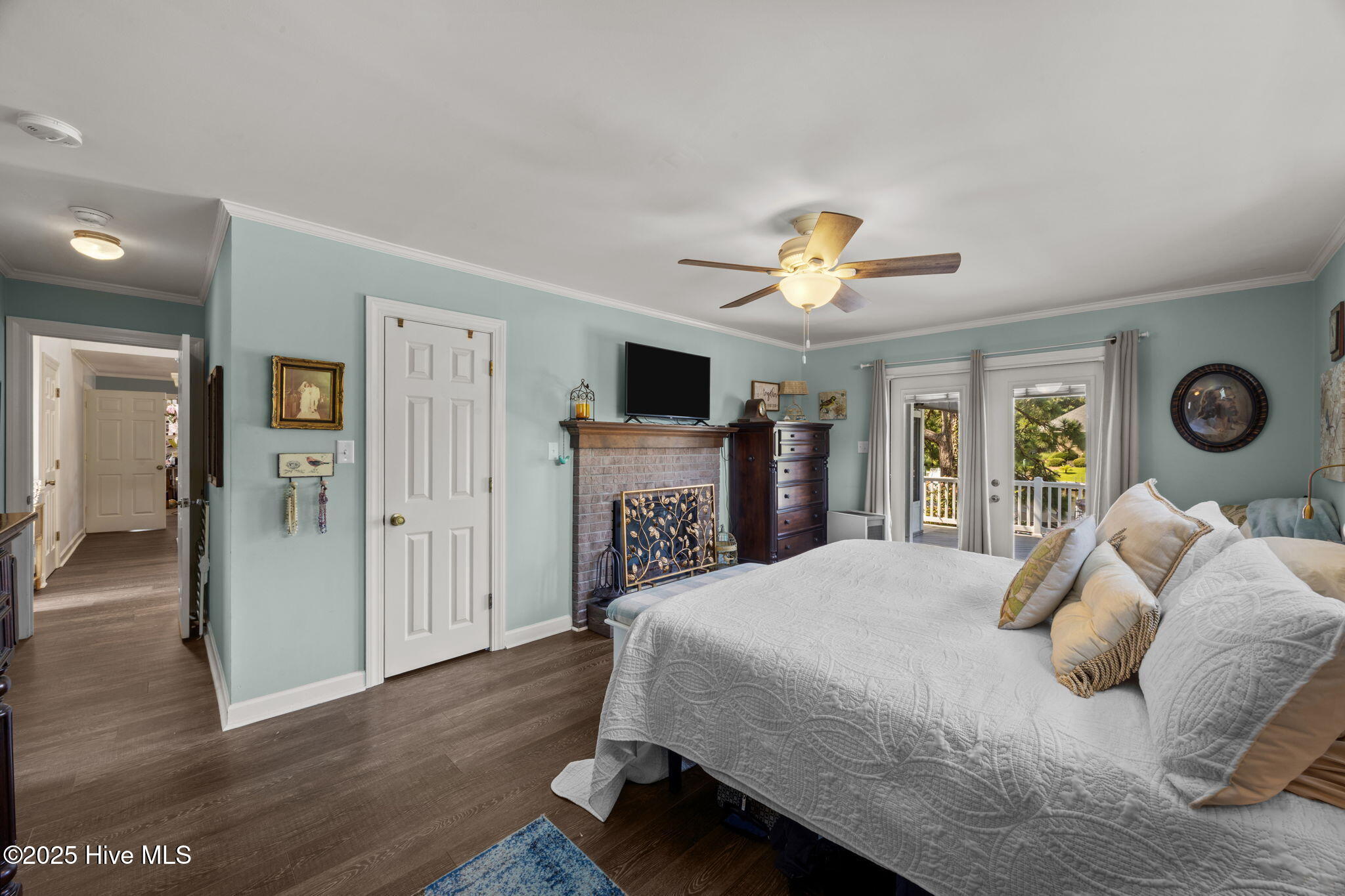 6000 Cassowary Lane New Bern, NC 28560 - Photo 13 of 42 Primary Opens to Cupola