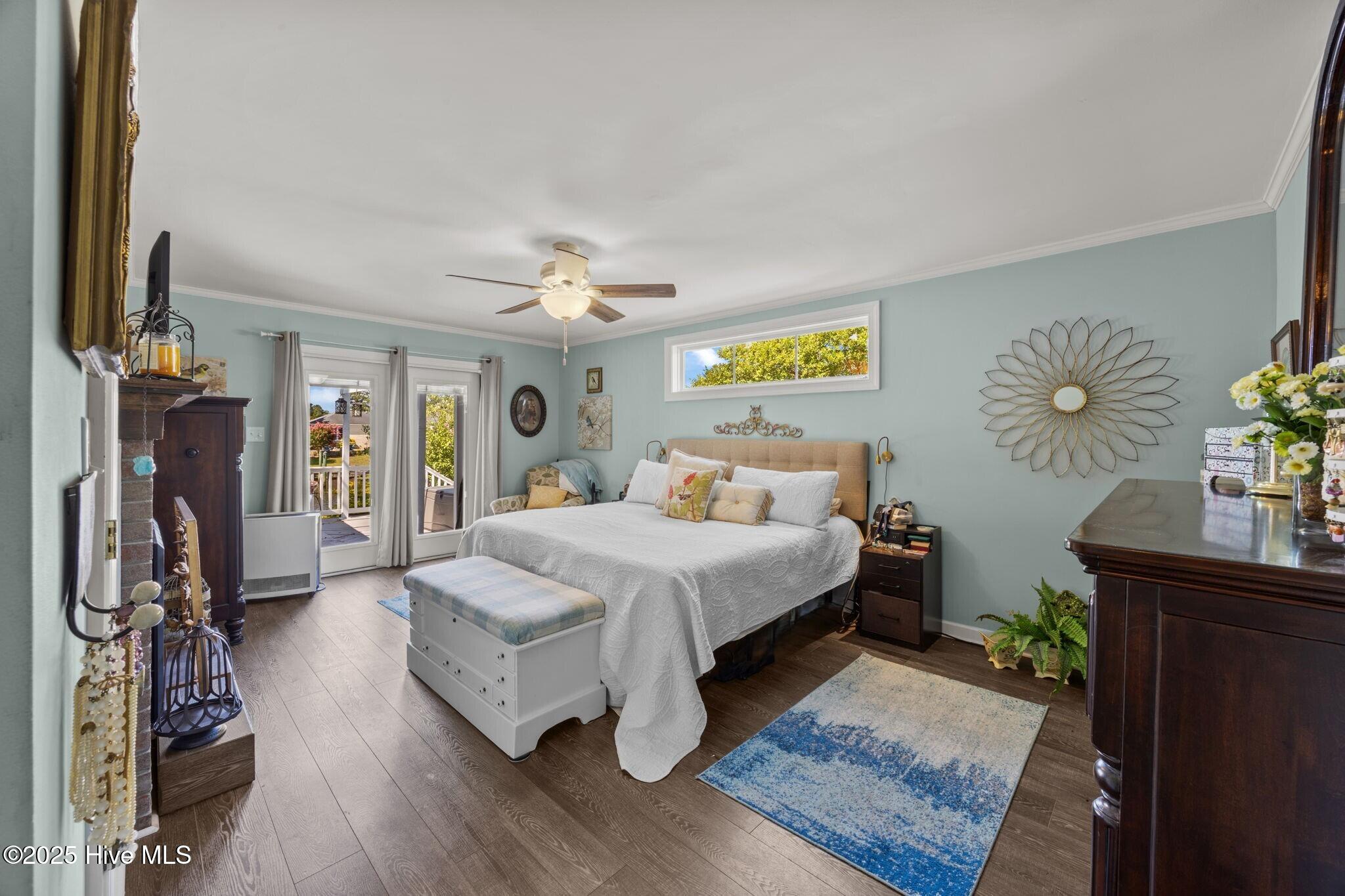 6000 Cassowary Lane New Bern, NC 28560 - Photo 6 of 42 Primary Suite