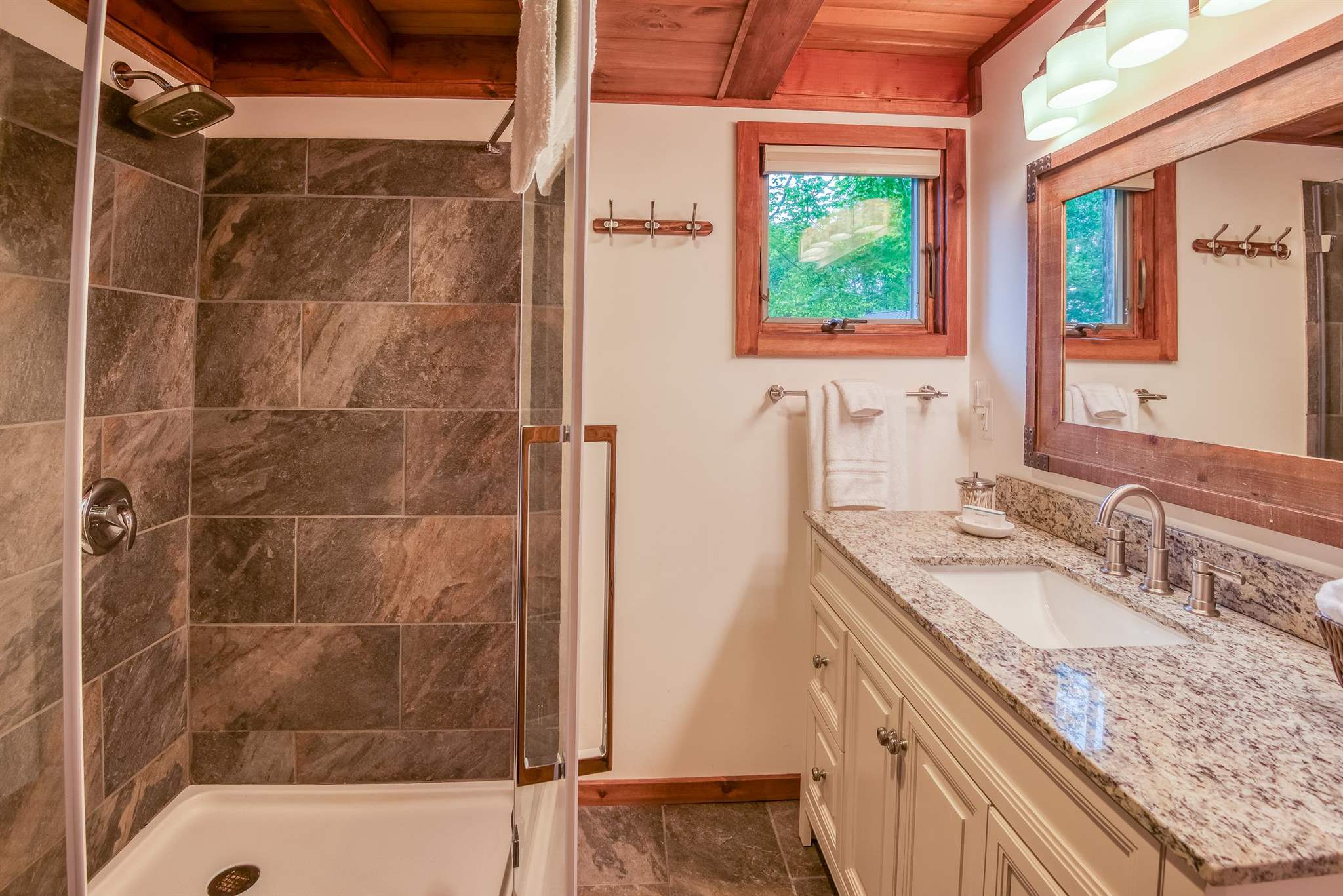 33 Ridgecut Road Franconia, NH 03580 - Photo 19 of 40