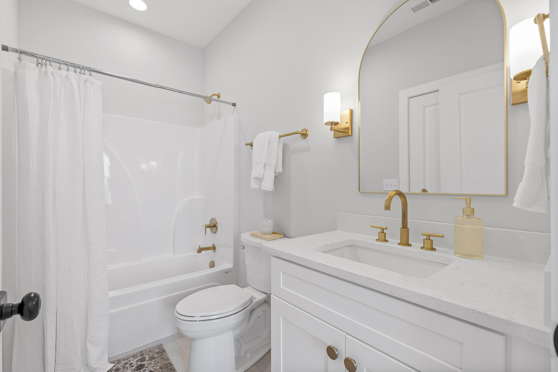 1656 Mari Circle Chattanooga, TN 37404 - Photo 33 of 36 Bath 2