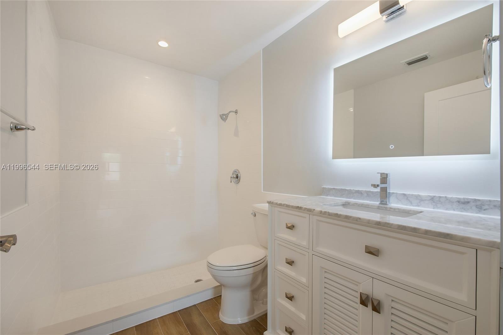 7426 Southwest 106th Place Miami, FL 33173 - Photo 11 of 13