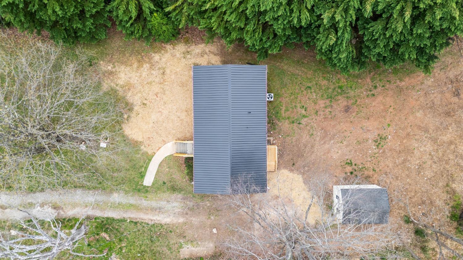 1367 Boxwood Farm Road Amherst, VA 24521 - Photo 5 of 41