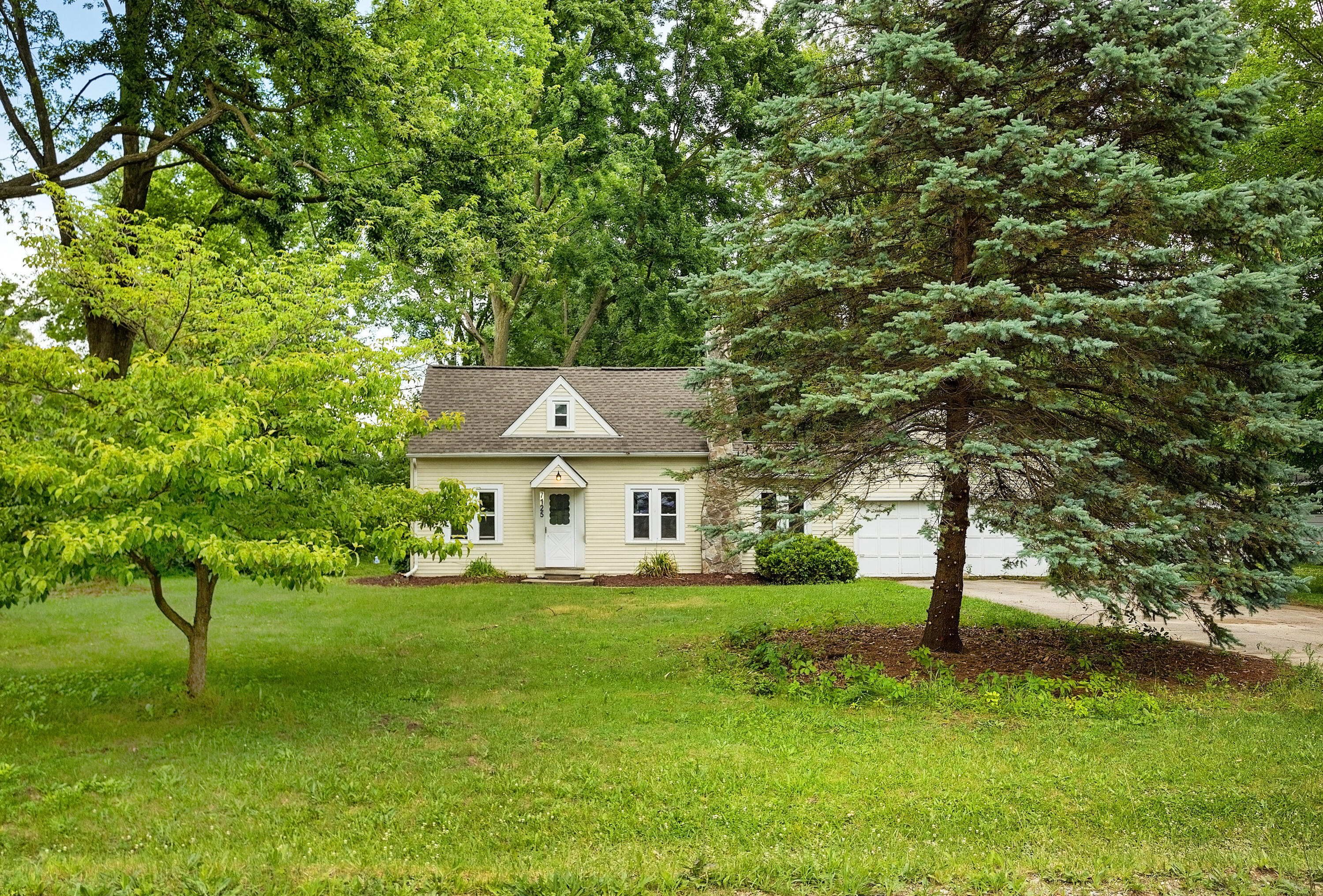 7125 Edwards Road Belleville, MI 48111 - Photo 30 of 33 Edwards-31