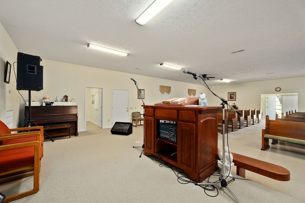 150 Tabernacle Road Smithville, TN 37166 - Photo 14 of 29