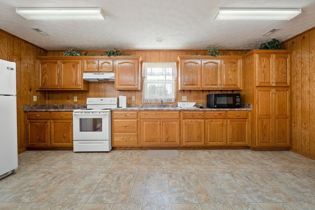 150 Tabernacle Road Smithville, TN 37166 - Photo 18 of 29