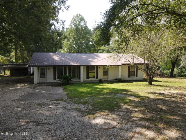 $178,000 | 24 Dean Matthews Road, Laurel, MS 39443
