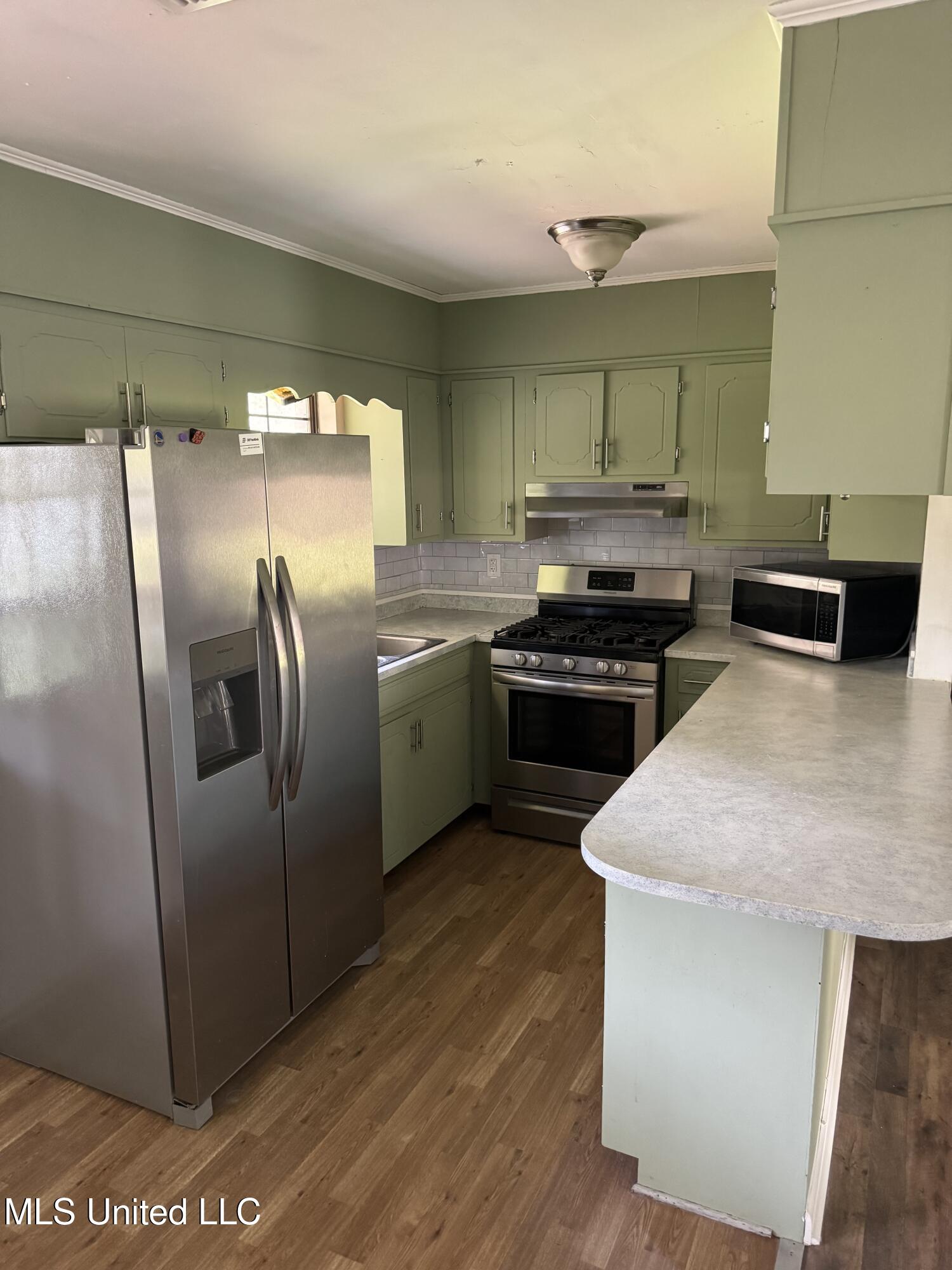 24 Dean Matthews Road Laurel, MS 39443 - Photo 16 of 43 Photo Sep 03 2025, 11 15 58 AM