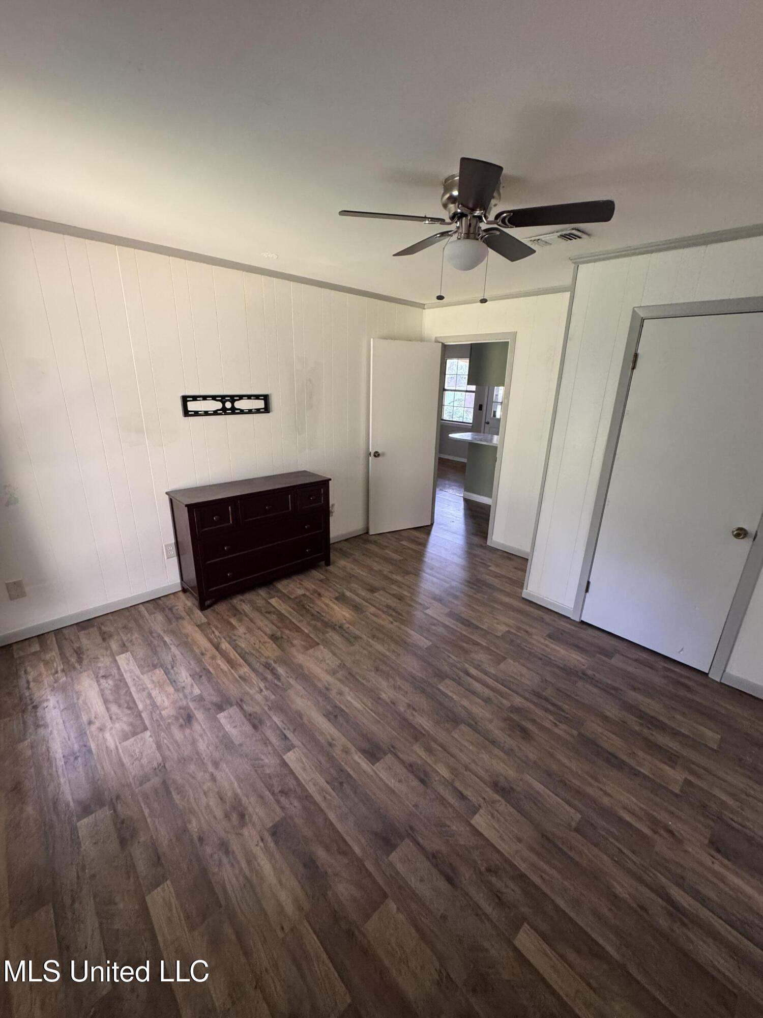 24 Dean Matthews Road Laurel, MS 39443 - Photo 20 of 43 Photo Sep 03 2025, 11 16 43 AM