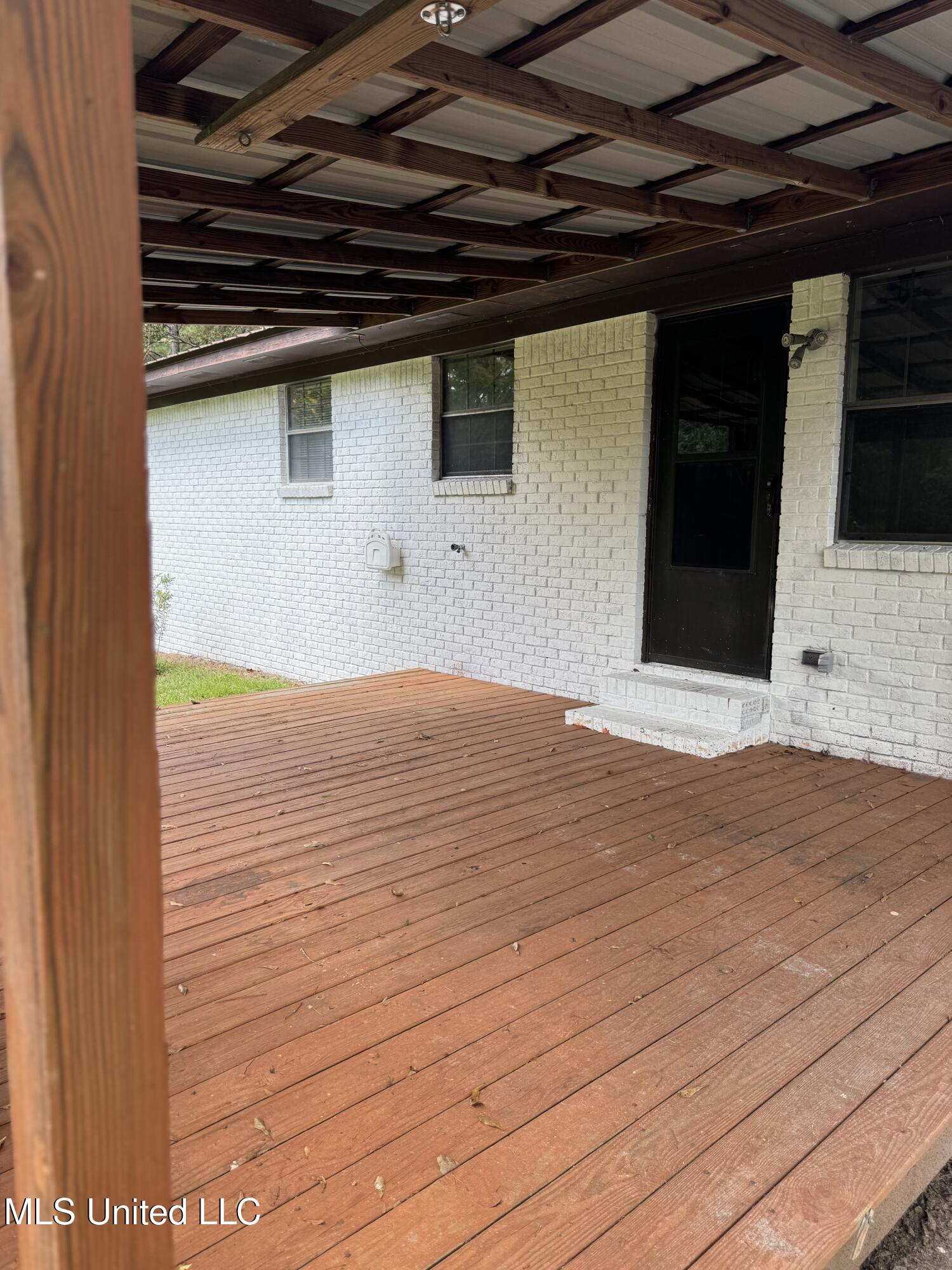 24 Dean Matthews Road Laurel, MS 39443 - Photo 27 of 43 Photo Sep 03 2025, 11 21 06 AM