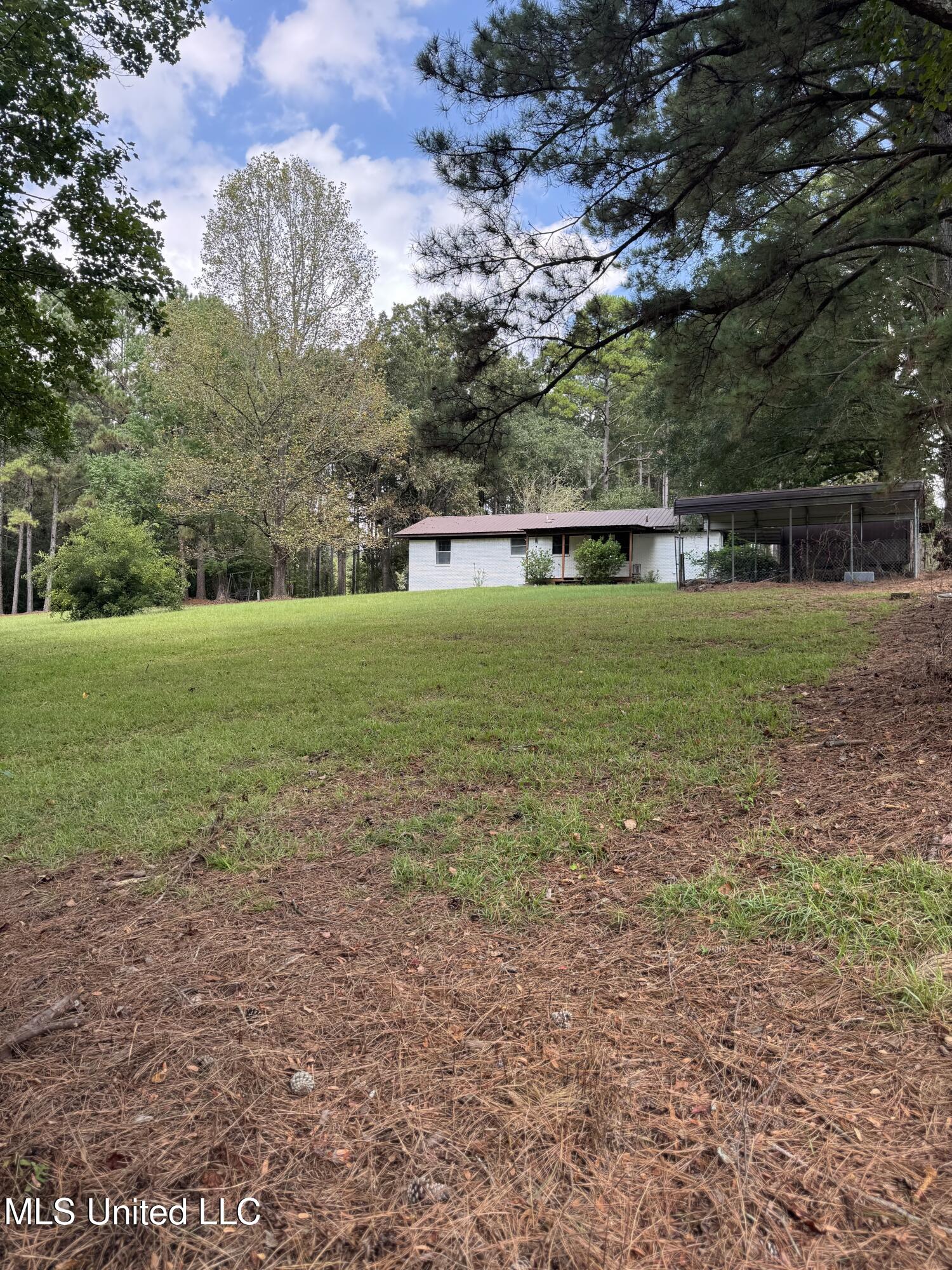 24 Dean Matthews Road Laurel, MS 39443 - Photo 34 of 43 Photo Sep 03 2025, 11 23 51 AM