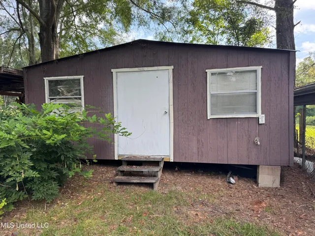 $178,000 | 24 Dean Matthews Road, Laurel, MS 39443